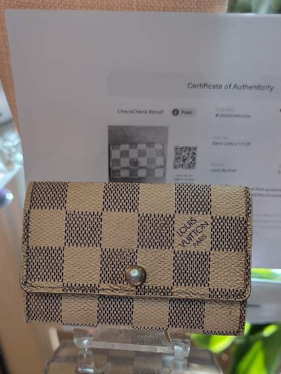 Louis Vuitton Accessories - Louis Vuitton Damier Ebene 6 Key Holder w COA GUC